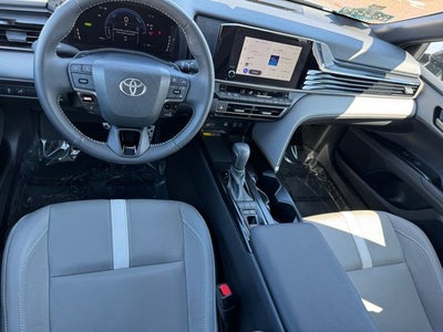 2025 Toyota Camry SE AWD