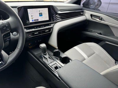 2025 Toyota Camry SE AWD