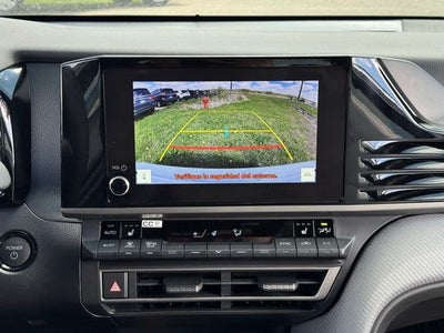 2025 Toyota Camry SE AWD