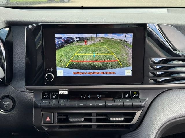 2025 Toyota Camry SE AWD