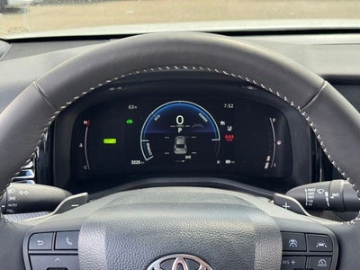 2025 Toyota Camry SE AWD
