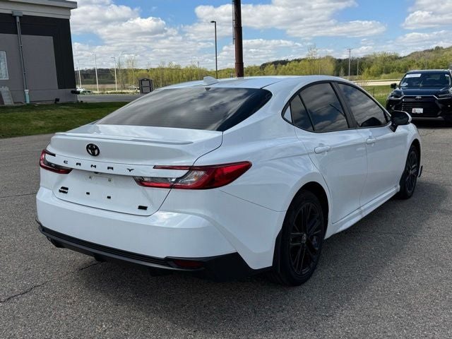 2025 Toyota Camry SE AWD