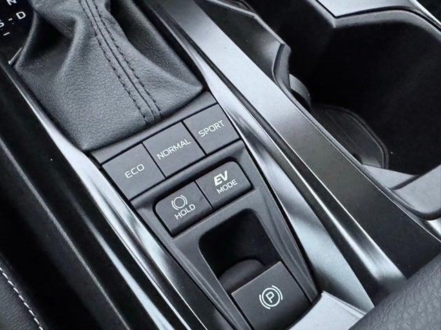 2025 Toyota Camry SE AWD