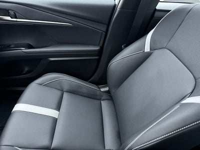 2025 Toyota Camry SE AWD