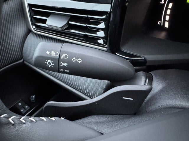 2025 Toyota Camry SE AWD