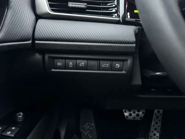 2025 Toyota Camry SE AWD