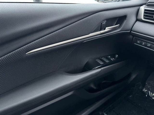 2025 Toyota Camry SE AWD