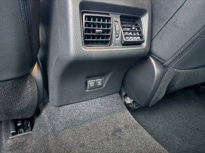 2025 Toyota Camry SE AWD