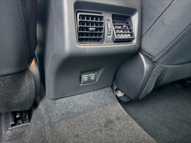 2025 Toyota Camry SE AWD