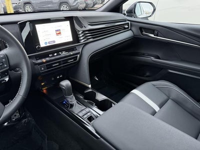 2025 Toyota Camry SE AWD