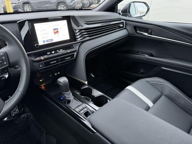 2025 Toyota Camry SE AWD