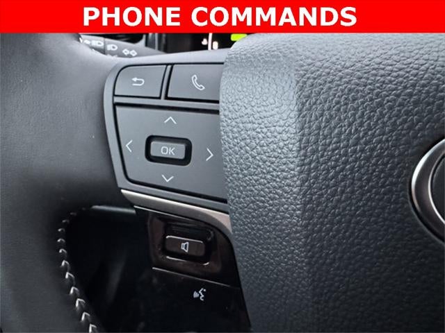 2025 Toyota Camry SE AWD