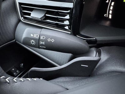 2025 Toyota Camry SE AWD