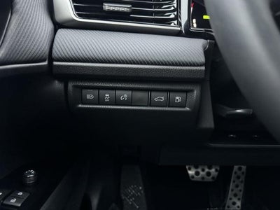 2025 Toyota Camry SE AWD