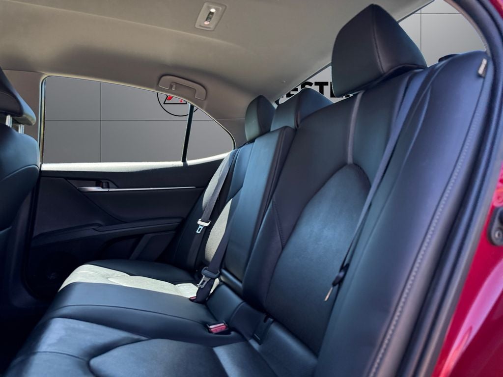 2022 Toyota Camry Hybrid XLE FWD