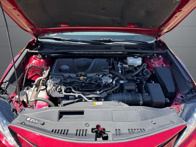2022 Toyota Camry Hybrid XLE FWD