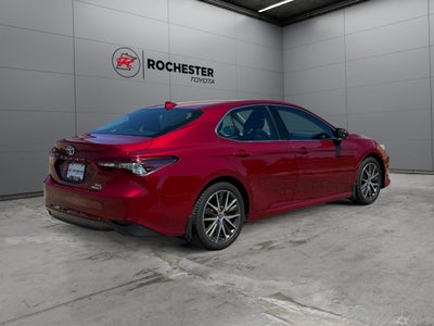 2022 Toyota Camry Hybrid XLE FWD