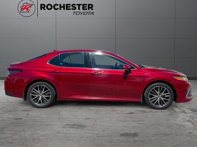 2022 Toyota Camry Hybrid XLE FWD