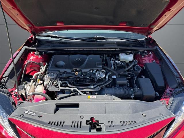 2022 Toyota Camry Hybrid XLE FWD