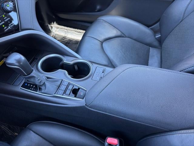 2022 Toyota Camry Hybrid XLE FWD
