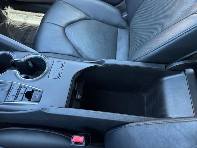 2022 Toyota Camry Hybrid XLE FWD