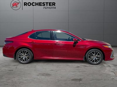 2022 Toyota Camry Hybrid XLE FWD
