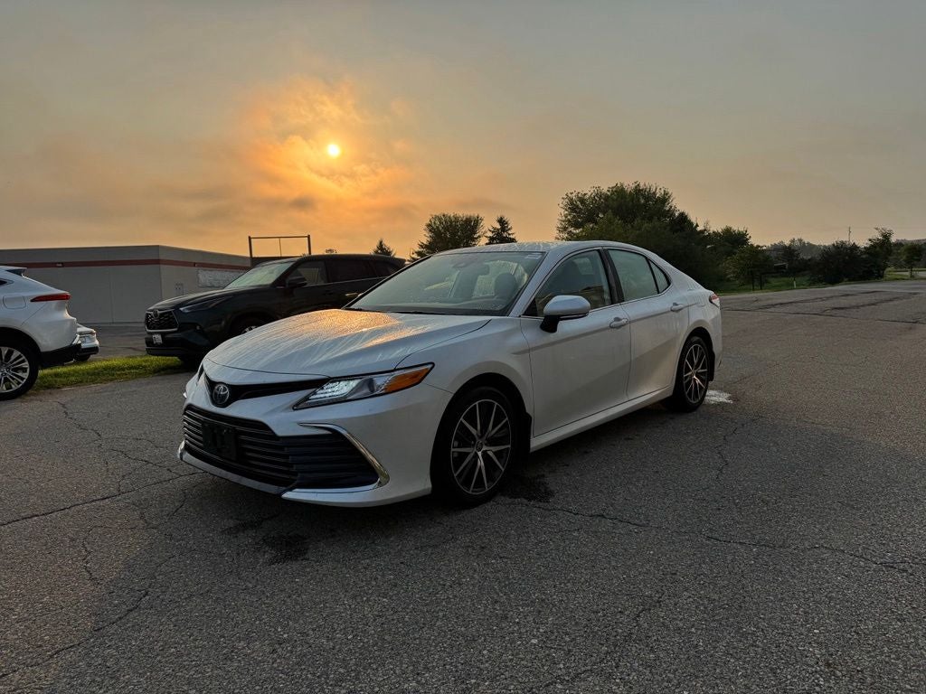 2024 Toyota Camry Hybrid XLE FWD