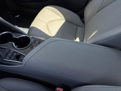 2023 Toyota Camry Hybrid XLE FWD