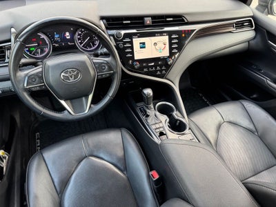 2020 Toyota Camry Hybrid XLE FWD