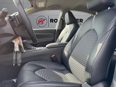 2023 Toyota Camry SE FWD
