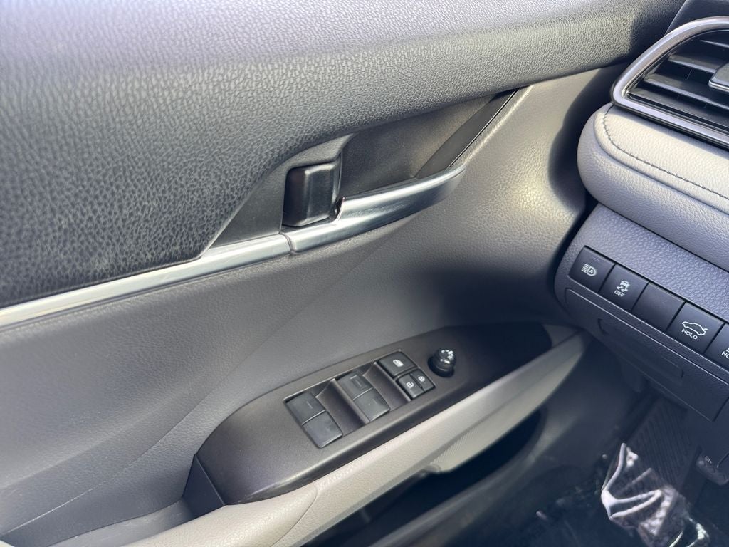 2023 Toyota Camry SE FWD