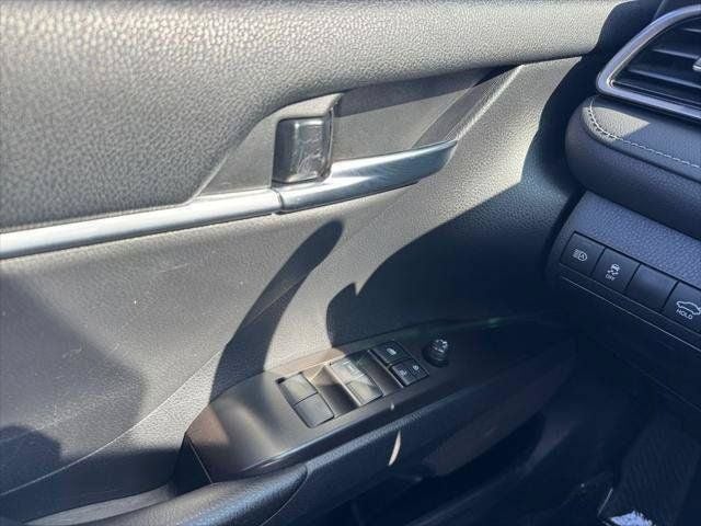 2023 Toyota Camry SE FWD