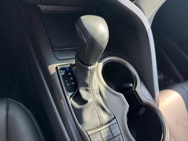 2023 Toyota Camry SE FWD