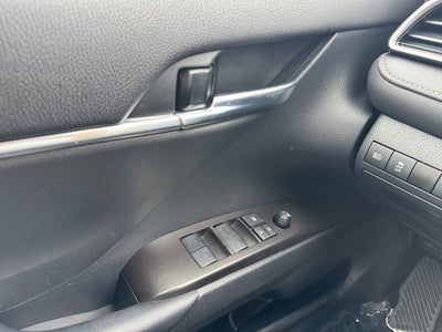 2024 Toyota Camry SE FWD