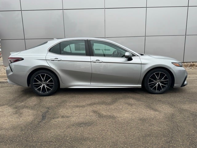 2021 Toyota Camry SE AWD