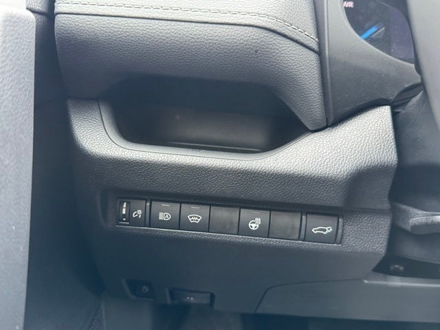 2023 Toyota RAV4 Hybrid XLE Premium AWD