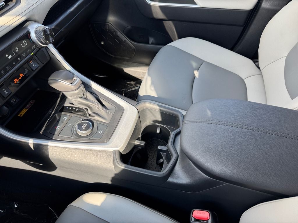 2023 Toyota RAV4 Hybrid XLE Premium AWD