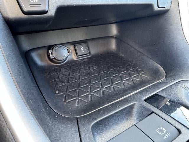 2020 Toyota RAV4 Hybrid LE AWD