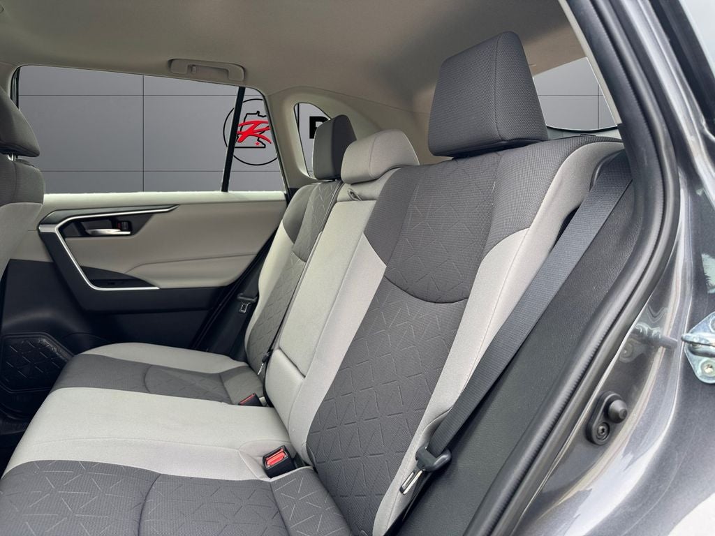 2021 Toyota RAV4 Hybrid XLE AWD