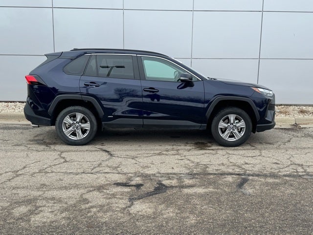 2025 Toyota RAV4 Hybrid XLE AWD