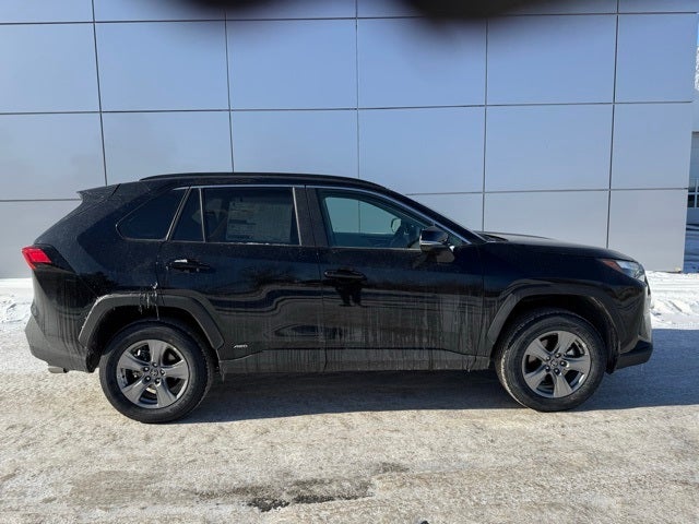 2025 Toyota RAV4 Hybrid XLE AWD
