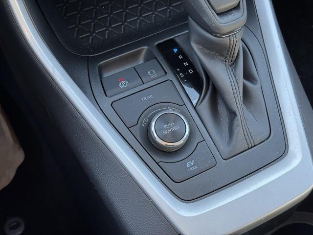 2025 Toyota RAV4 Hybrid XLE AWD