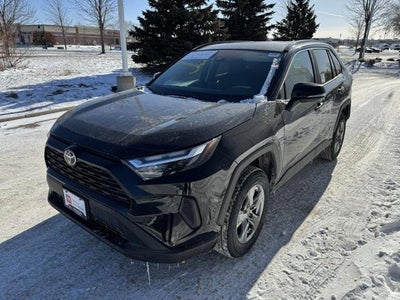 2025 Toyota RAV4 Hybrid XLE AWD