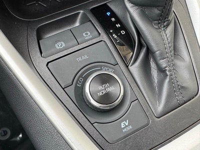 2025 Toyota RAV4 Hybrid XLE AWD