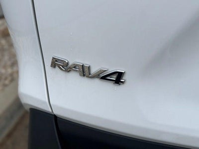 2025 Toyota RAV4 Hybrid XLE AWD