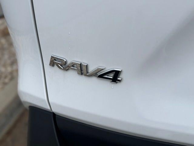2025 Toyota RAV4 Hybrid XLE AWD