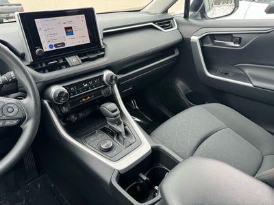 2025 Toyota RAV4 Hybrid XLE AWD