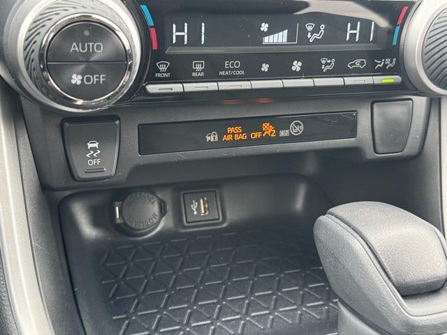 2025 Toyota RAV4 Hybrid XLE AWD