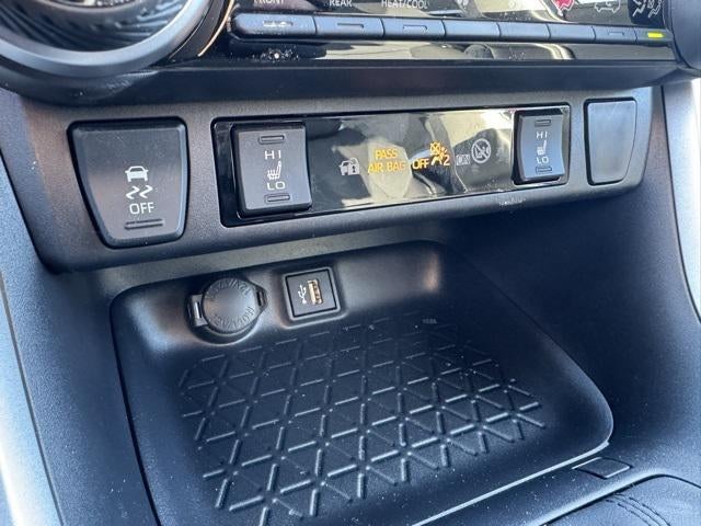 2025 Toyota RAV4 Hybrid XLE AWD