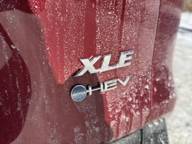 2025 Toyota RAV4 Hybrid XLE AWD